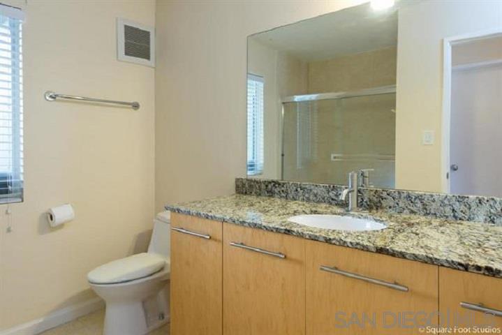 MLS #250024361SD img 4