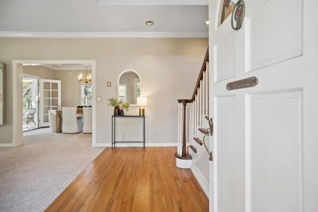 2830 14th Avenue, Carmel CA: https://media.crmls.org/mediaz/14c39efc-937b-4641-8638-004d78506ac9.jpg