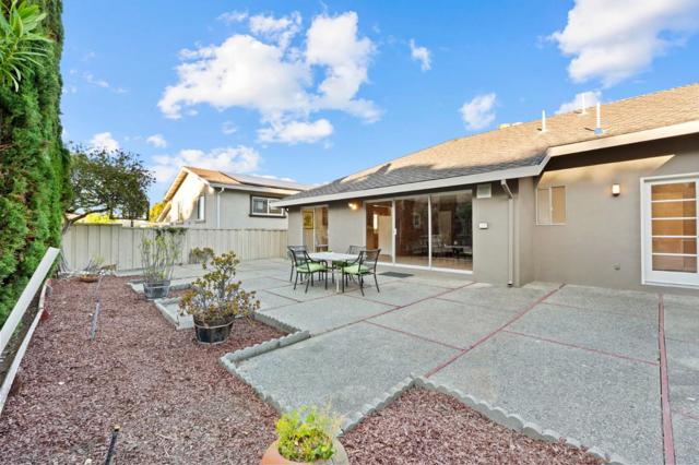 942 Viewridge Drive, San Mateo CA: https://media.crmls.org/mediaz/14c41bfc-f044-4e74-b580-c12eeca832fb.jpg