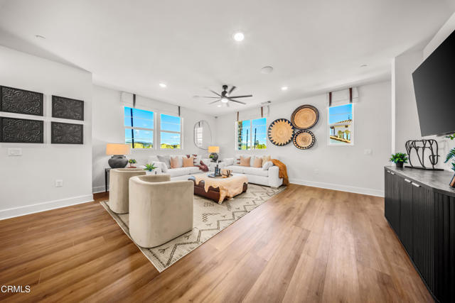 Detail Gallery Image 12 of 51 For 2862 via Descanso, Camarillo,  CA 93012 - 3 Beds | 2/1 Baths