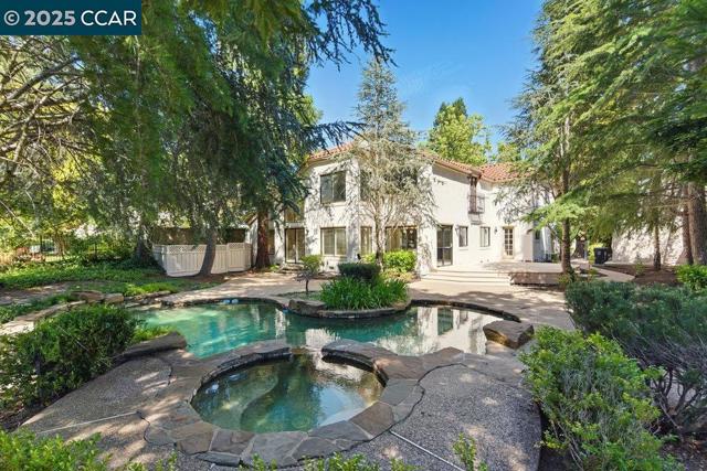 3094 Deer Meadow, Danville CA: https://media.crmls.org/mediaz/14c5555b-f973-4cd7-9cf6-ff6cac9ef60c.jpg
