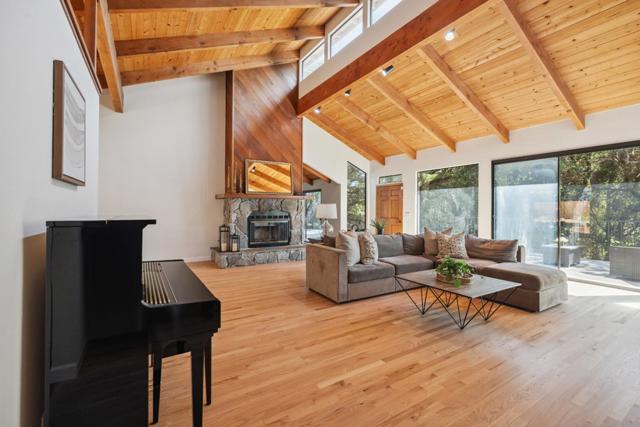 110 Kirkorian Court, Scotts Valley CA: https://media.crmls.org/mediaz/14c56c8e-d4af-4d26-8bc3-579b1b76cfc8.jpg