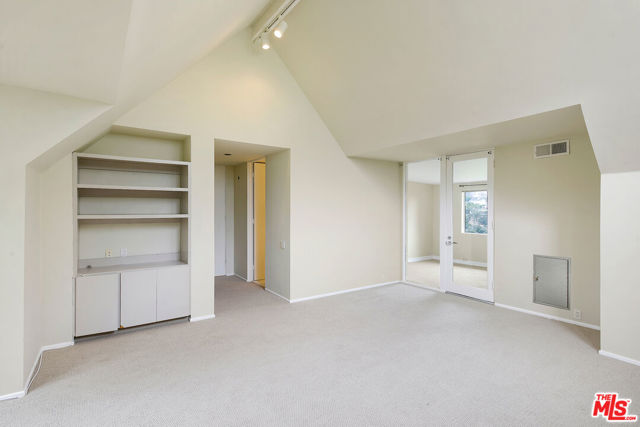 Drew Fenton | 902 EL MEDIO Avenue Pacific Palisades CA | MLS: 7315125