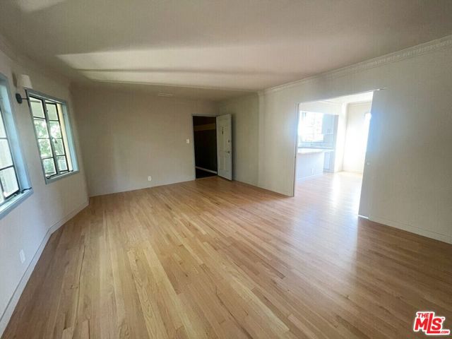 1241 N Crescent Heights Boulevard, West Hollywood CA: https://media.crmls.org/mediaz/14c7595e-3fec-4fe8-9ccf-8d33bfbd021e.jpg