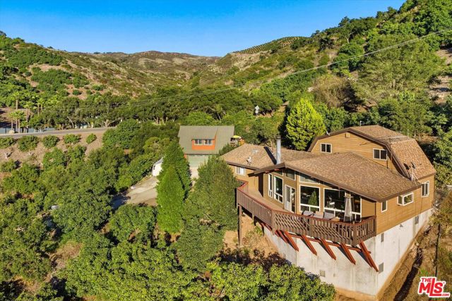 5850 Casitas Pass Road, Ventura CA: https://media.crmls.org/mediaz/14c7c37a-3010-41a0-9e0b-35f95a1ed763.jpg