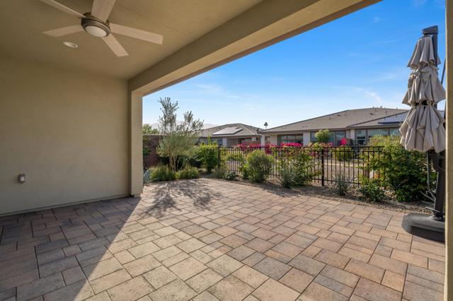 51515 Whiptail Drive, Indio CA: https://media.crmls.org/mediaz/14c7dec6-1a40-4d3a-9b5f-18ef01be084a.jpg