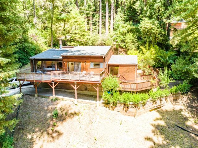 720 Quigg Way, Boulder Creek CA: https://media.crmls.org/mediaz/14c8e3fa-62e6-4502-aa77-7d7c4148e95c.jpg