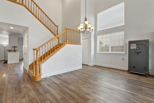 1650 Mimosa Street, Hollister CA: https://media.crmls.org/mediaz/14ca4a26-5caa-4d05-8376-90611d88bf90.jpg