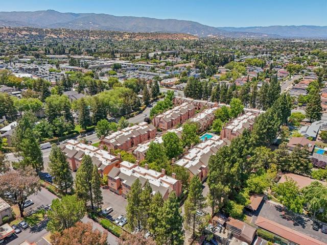 255 Sumba Court, San Jose CA: https://media.crmls.org/mediaz/14ca6512-b453-41dd-a4ec-81d3ef506e11.jpg