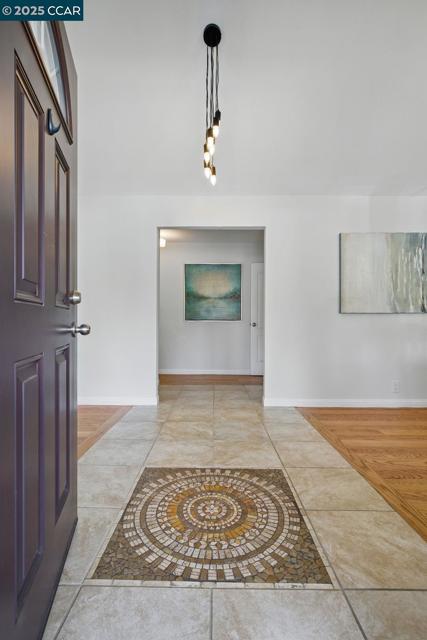 17 Bliss Ct., Pleasant Hill CA: https://media.crmls.org/mediaz/14cab818-d257-484d-b4a7-cf77933a314c.jpg
