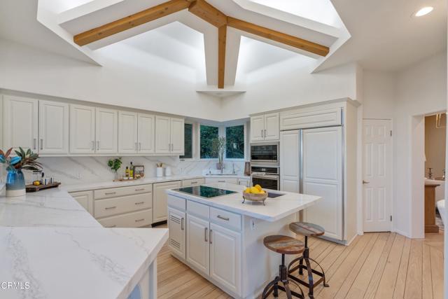 Detail Gallery Image 16 of 51 For 2121 Glen Springs Rd, Pasadena,  CA 91107 - 4 Beds | 4 Baths