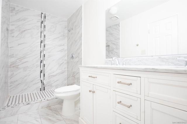 812 West St, San Diego CA: https://media.crmls.org/mediaz/14cc00f0-081c-4928-9be3-c3d76bf5d57f.jpg