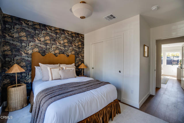 5163 Highland View Avenue, Los Angeles CA: https://media.crmls.org/mediaz/14cc1208-efe3-440f-bca8-0f86f3b65ccc.jpg