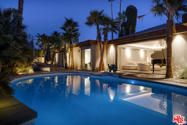 40281 Sand Dune Road, Rancho Mirage CA: https://media.crmls.org/mediaz/14cc4e3a-b98e-4ca3-a946-268a35f5844b.jpg