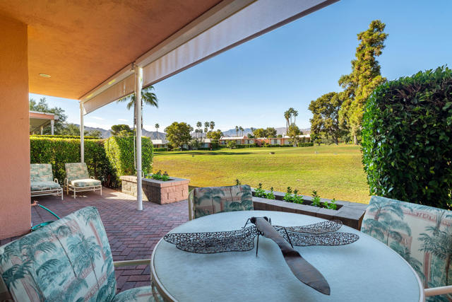 47212 Marrakesh Drive, Palm Desert CA: https://media.crmls.org/mediaz/14cd6b23-414e-496d-b1fc-10fc9c775ff0.jpg