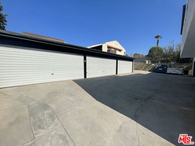 404 Broadway, Redondo Beach, California 90277, ,Residential Income,Sold,Broadway,23327547