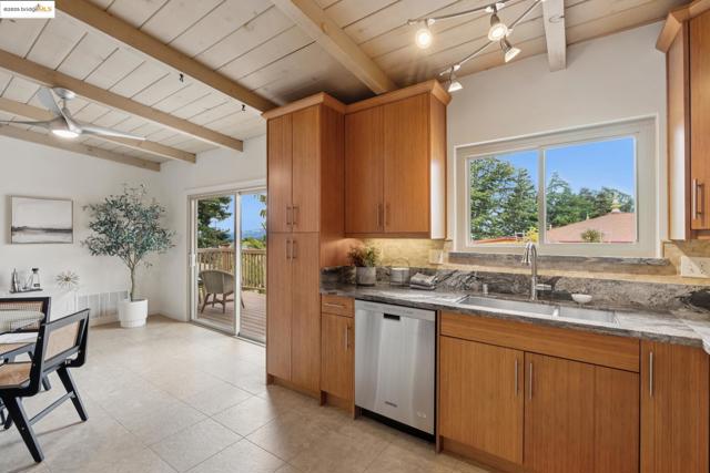 1494 Olive Ave, Richmond CA: https://media.crmls.org/mediaz/14cdf0d7-63bd-49eb-bcd8-38e3f0ba3a6a.jpg