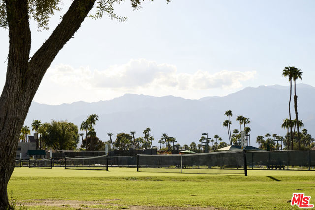 10 Wimbledon Circle, Rancho Mirage, CA 92270
