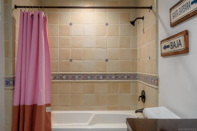 Image 11 of 22 For 16902 Via De Santa Fe  #11