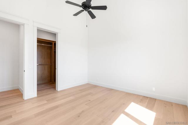 5120 Creek Oak Dr, Fallbrook CA: https://media.crmls.org/mediaz/14ce7f3c-1720-46fe-bf9f-b3959eda6b45.jpg