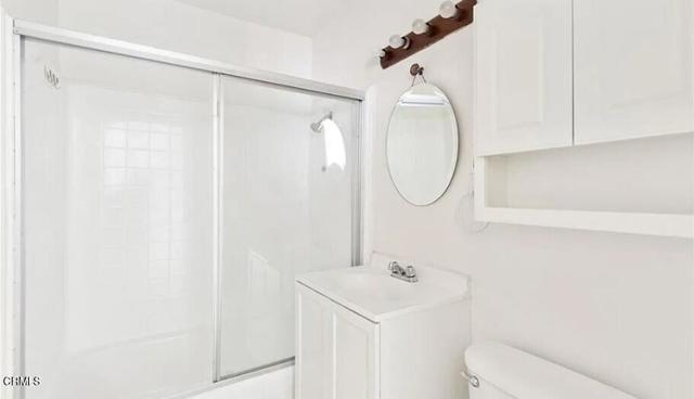 356 E Kettering Street, Lancaster CA: https://media.crmls.org/mediaz/14cf7515-a02d-4822-9441-14d25e092d8d.jpg