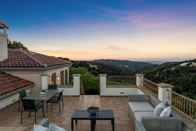 7 Redberry, Portola Valley CA: https://media.crmls.org/mediaz/14cfe5ff-b1dc-414c-bb23-b97c16bb3021.jpg