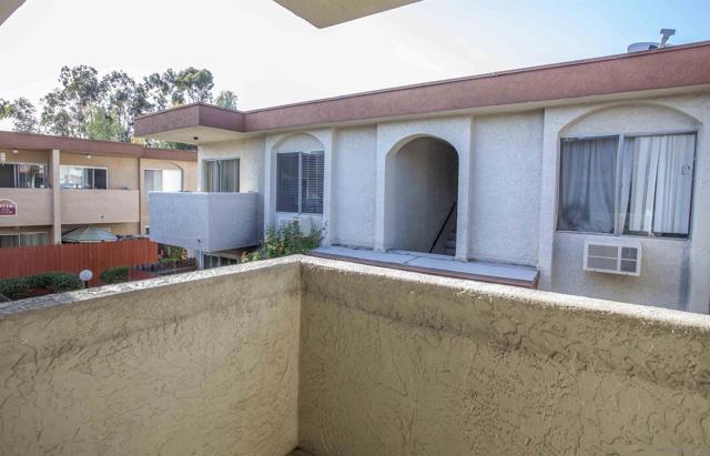 9528 Carroll Canyon Rd, San Diego, California 92126, 1 Bedroom Bedrooms, ,1 BathroomBathrooms,Condominium,For Sale,Carroll Canyon Rd,250020209SD