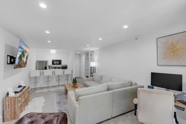 5202 Shelter Creek Lane, San Bruno CA: https://media.crmls.org/mediaz/14d1421f-882d-4ecf-b269-6442935b3a0f.jpg