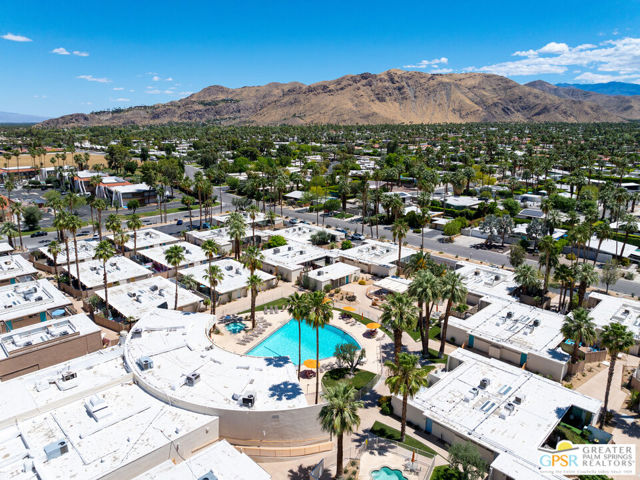 1111 E Palm Canyon Drive, Palm Springs CA: https://media.crmls.org/mediaz/14d265ec-bce0-405b-ba93-f7e83fdfd243.jpg
