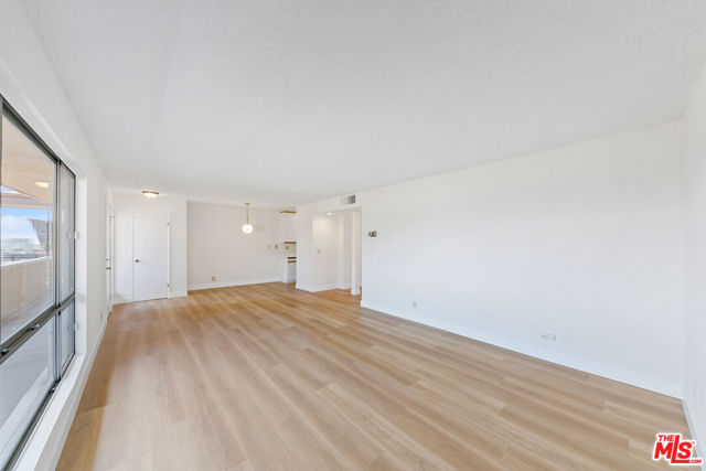 970 Palm Avenue, 301 photo 3