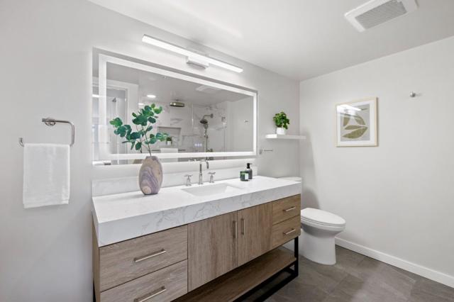 1483 Sutter Street, San Francisco CA: https://media.crmls.org/mediaz/14d2b8b4-f53d-4c94-aee9-e2c52f340c4c.jpg
