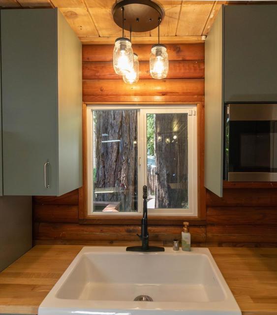 1785 Lakeside Drive, Felton CA: https://media.crmls.org/mediaz/14d2f39d-5df8-41ec-818b-fbad0d95d46a.jpg