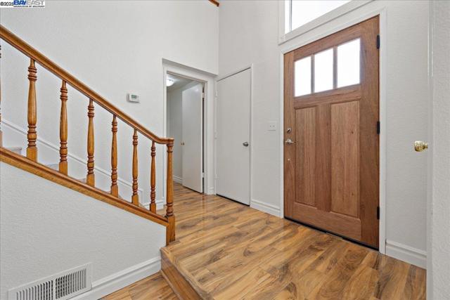 1218 Locust Dr, Vallejo CA: https://media.crmls.org/mediaz/14d304a1-bce7-4929-94e2-0a86765a4bcd.jpg