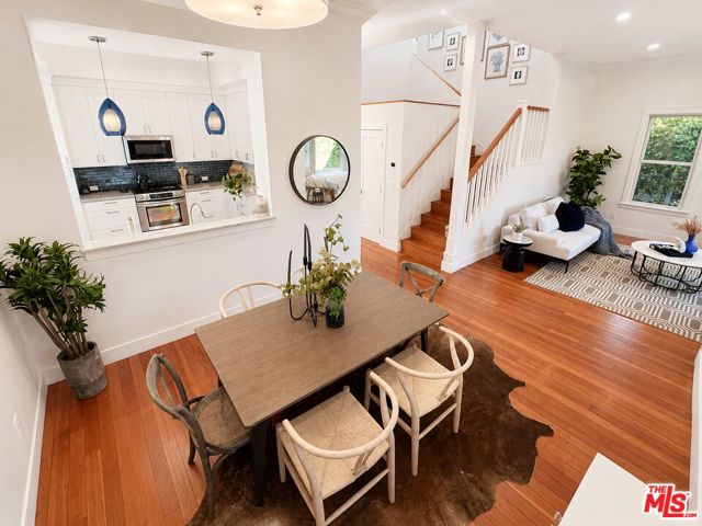 713 Bay Street photo 4