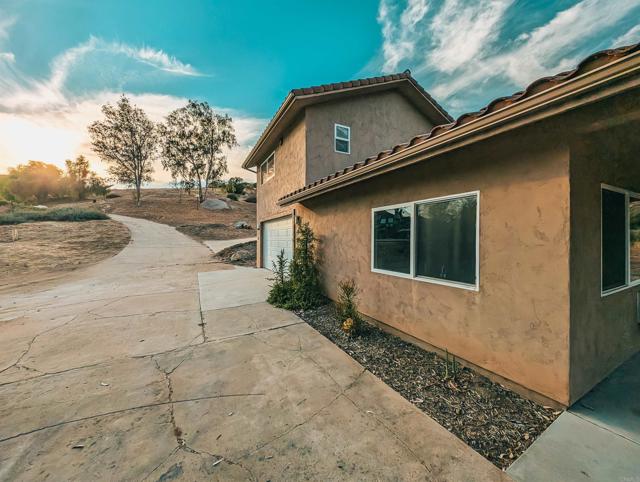 Image 60 of 75 For 9848 Vista Viejas