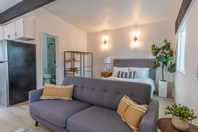 2813 15 46Th St, San Diego CA: https://media.crmls.org/mediaz/14d43e45-ed36-4e5b-88b6-5e9d5d511828.jpg