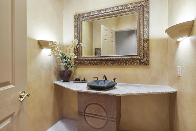 Image 17 of 34 For 42780 Caballeros Drive