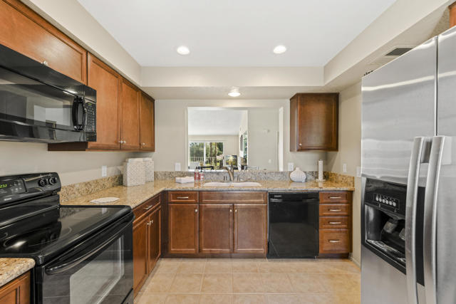292 Desert Falls Drive E, Palm Desert, CA 92211