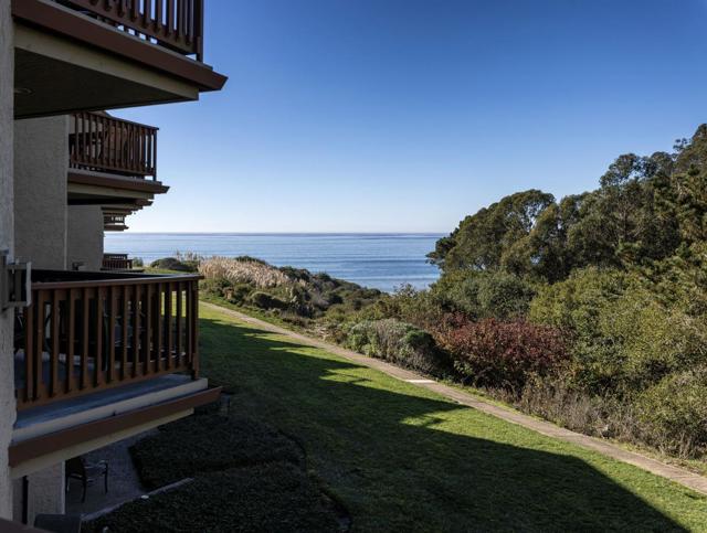 31 Seascape Resort Drive, Aptos CA: https://media.crmls.org/mediaz/14d73923-3805-4873-81f7-6bd6854fce60.jpg