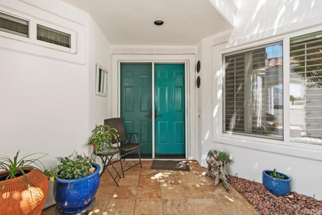 4964 Poseidon Way, Oceanside CA: https://media.crmls.org/mediaz/14d7e967-d317-4b47-8d5d-ae85127e8bb9.jpg