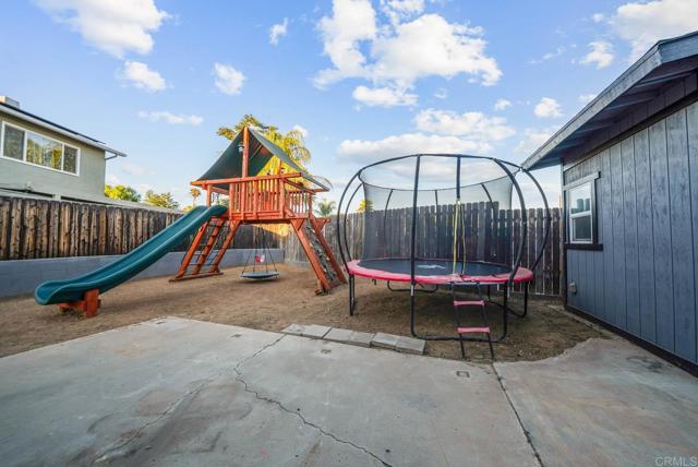 538 Tag Lane, Ramona CA: https://media.crmls.org/mediaz/14d94656-cece-4146-95a3-48a1b6644db8.jpg