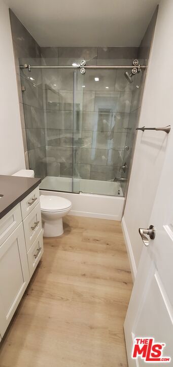 1820 12TH Street, Santa Monica CA: https://media.crmls.org/mediaz/14dacadf-b4f1-4ffc-a5e3-9f404590fb74.jpg