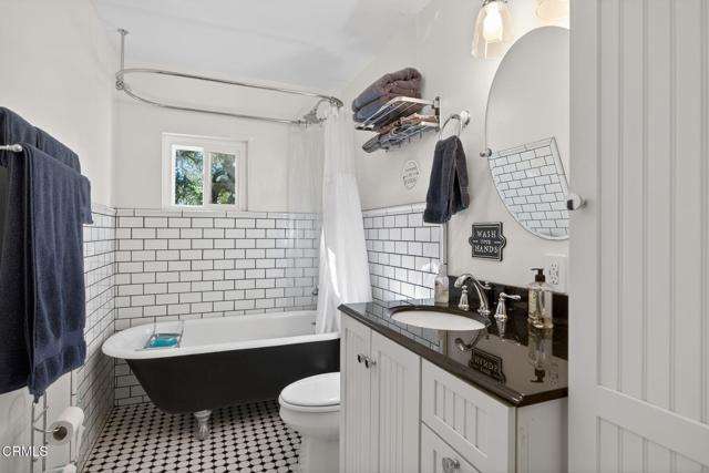 Detail Gallery Image 14 of 24 For 12471 Sisar Rd, Ojai,  CA 93023 - 4 Beds | 2/1 Baths