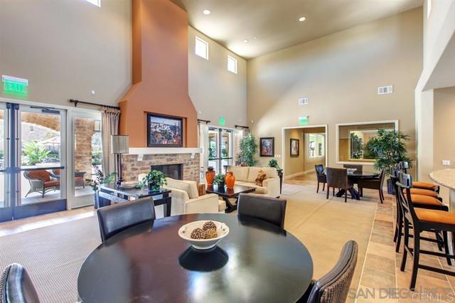 10653 Golden Willow, San Diego CA: https://media.crmls.org/mediaz/14dc8815-8011-4985-818b-41aaf831817d.jpg
