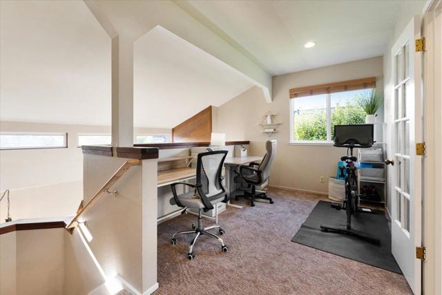 2127 Penasquitas Drive, Aptos CA: https://media.crmls.org/mediaz/14decf74-66d2-4bb6-94bf-9181e315baef.jpg