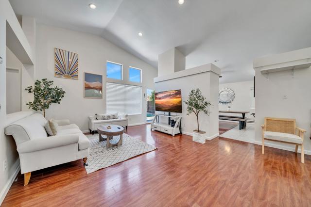 80472 Suncastle Road, Indio CA: https://media.crmls.org/mediaz/14e06ea1-feab-461b-9670-12d46f1f23db.jpg