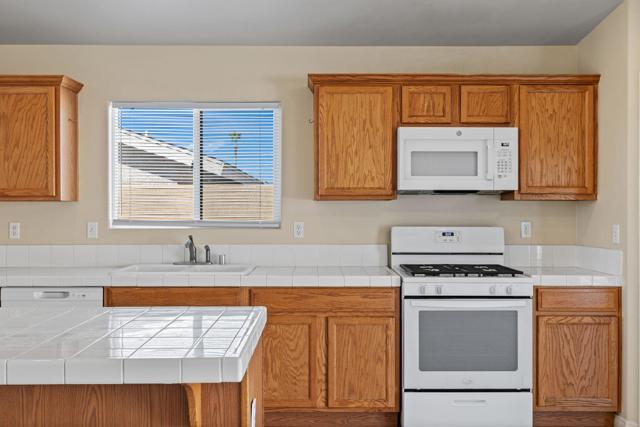 23-web-or-mls-8M4A4642