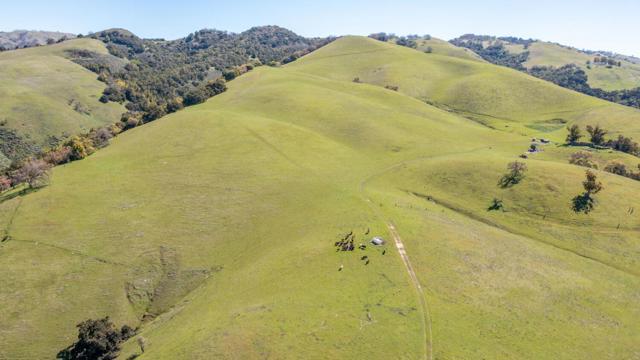 0 Bella Madeira Lane, San Jose CA: https://media.crmls.org/mediaz/14e33a44-40df-4cc4-a61a-323a46e1217e.jpg