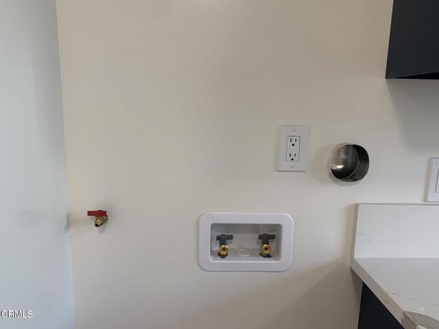 Detail Gallery Image 6 of 14 For 5663 Fountain Ave, Los Angeles,  CA 90028 - 3 Beds | 1 Baths