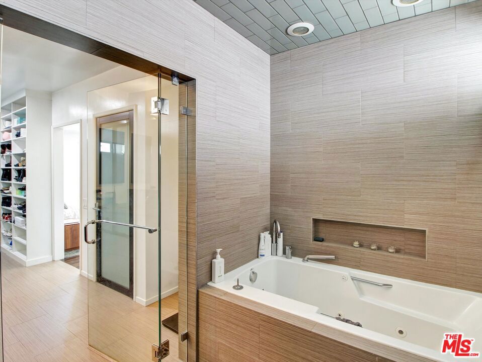 MLS #26851061 image #33